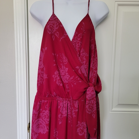 Express Sleeveless Front Tie Wide Leg Jumpsuit Magenta Purple Floral XL - Picture 2 of 11